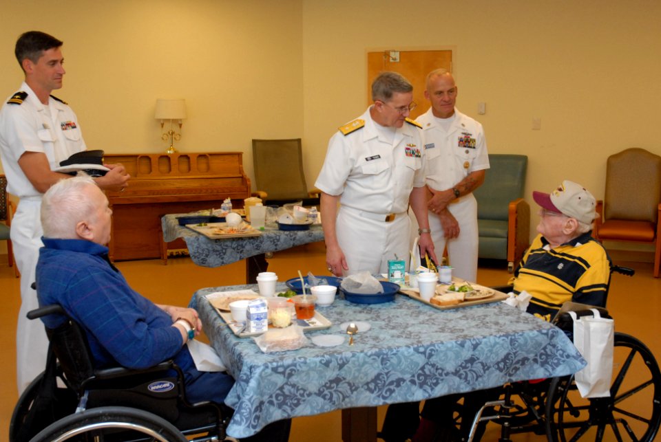 US Navy 101013-N-6736S-108 Rear Adm. Micheal J. Yurina, director of Strategic Planning and Communication, Submarine Warfare Division, visits with v