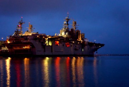 US Navy 101015-N-9643K-002 The amphibious assault ship USS Bonhomme Richard (LHD 6) is moored on Pier 13 at Naval Base San Diego