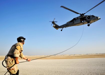 US Navy 101020-N-6499D-225 Senior Chief Explosive Ordnance Disposal Technician John Hatcher, assigned to Explosive Ordnance Disposal Mobile Unit (E photo