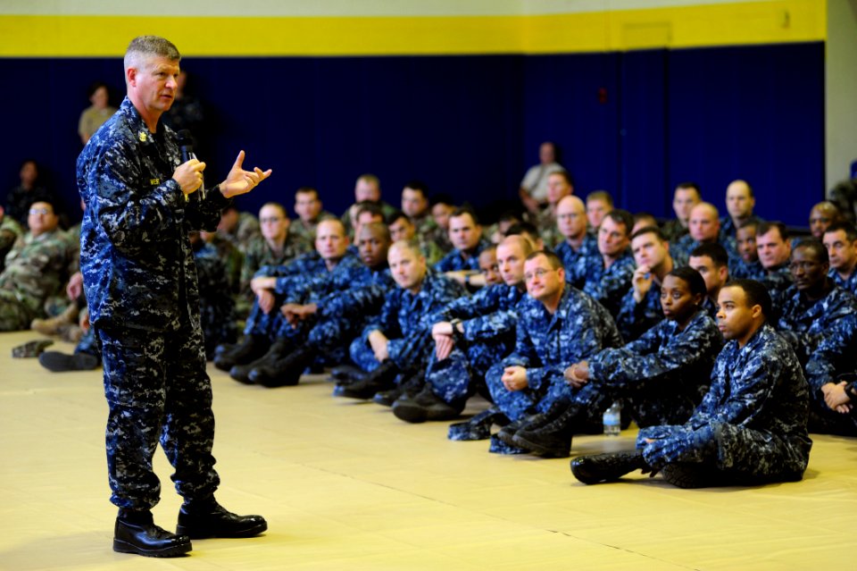 US Navy 101025-N-7526R-192 Master Chief Petty Officer of the Navy (MCPON) Rick D. West addresses more than 200 Sailors during an all-hands call at