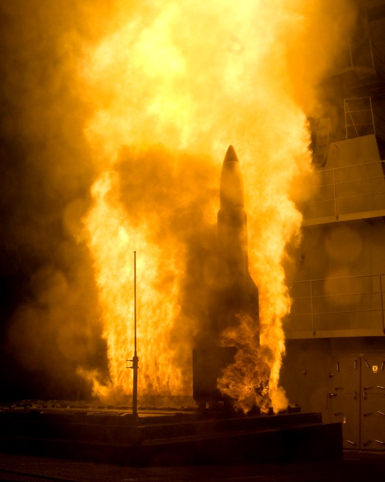 US Navy 101029-N-XXXXX-005 An SM-3 (Block 1A) missile is launched from the Japan Maritime Self-Defense Force destroyer JS Kirishima (DD 174), succe