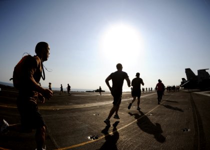 US Navy 101029-N-4973M-152 Sailors participate in the first 5-kilometer