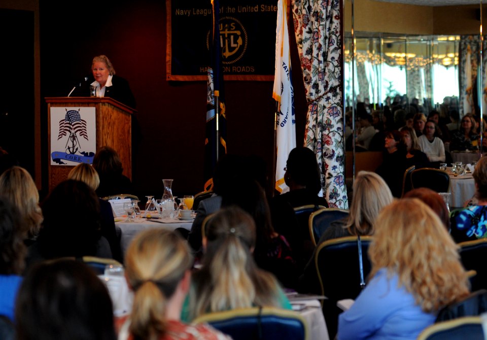 US Navy 101109-N-4236E-058 Ellen Roughead, wife of Chief of Naval Operations (CNO) Adm. Gary Roughead, speaks with military spouses during a Spouse