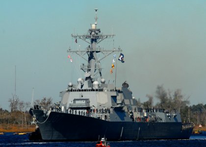 US Navy 101112-N-3737T-166 The guided-missile destroyer Pre-Commissioning Unit (PCU) Gravely (DDG 107) navigates the Cape Fear River near Wilmingto