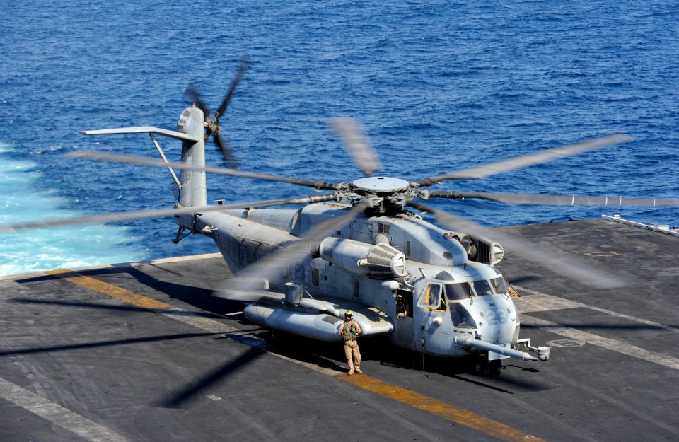 US Navy 101115-N-3793B-457 A CH-53E Super Stallion helicopter assigned to the Fighting Griffins of Marine Medium Tiltrotor Squadron (VMM) 266