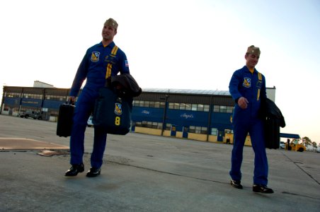 US Navy 101122-N-0092J-002 Lt. Todd Royles, events coordinator of the U.S. Navy flight demonstration squadron, the Blue Angels, and Lt. Dave Tickle
