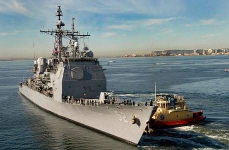 US Navy 101130-N-6552M-010 The guided-missile cruiser USS Bunker Hill (CG 52) departs Naval Station San Diego for a scheduled deployment