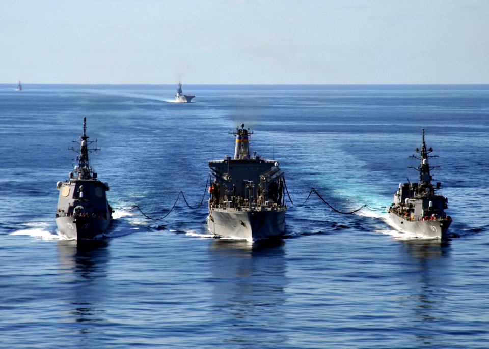 US Navy 101205-N-2013O-034 The Military Sealift Command fleet replenishment oiler USNS Tippecanoe (T-AO 199) refuels the Japan Maritime Self-Defens