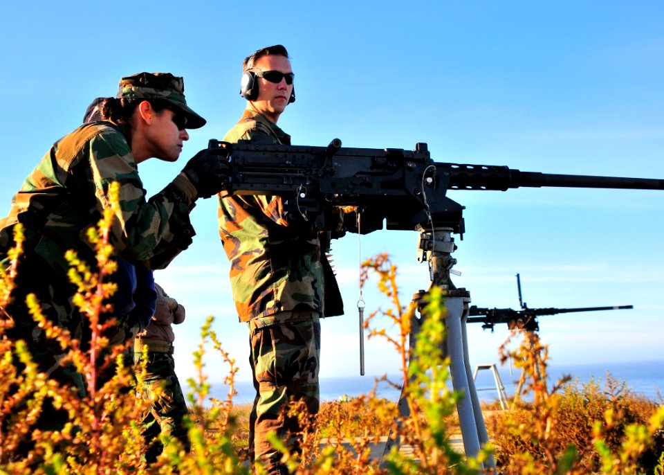 US Navy 101211-N-4044H-024 Personnel Specialist 2nd Class Mitzi Kocurek, assigned to Seal Team 17, a unit comprised of both active and reserve comp