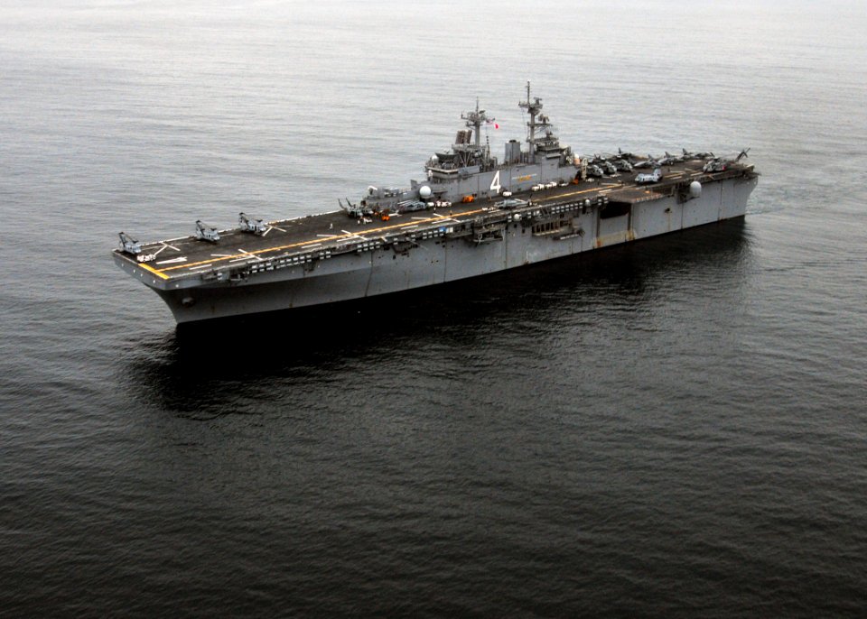 US Navy 101214-N-1722W-128 The amphibious assault ship USS Boxer (LHD 4) transits the Pacific Ocean off the coast of Southern California