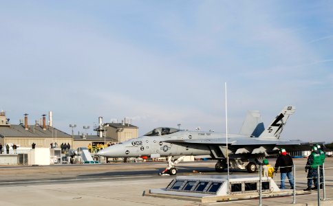 US Navy 101218-N-0000X-001 An F-A-18E Super Hornet prepares to launch during a test of the Electromagnetic Aircraft Launch System (EMALS) at Naval