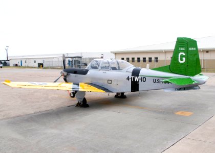 US Navy 101228-N-2728S-039 A T-34 Turbo World War II piant at Training Squadron (VT) 27