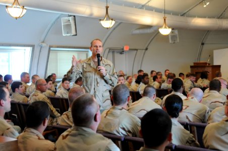 US Navy 110131-N-6770T-001 Vice Chief of Naval Operations Adm. Jonathan W. Greenert speaks with Sailors assigned to Joint Task Force Guantanamo
