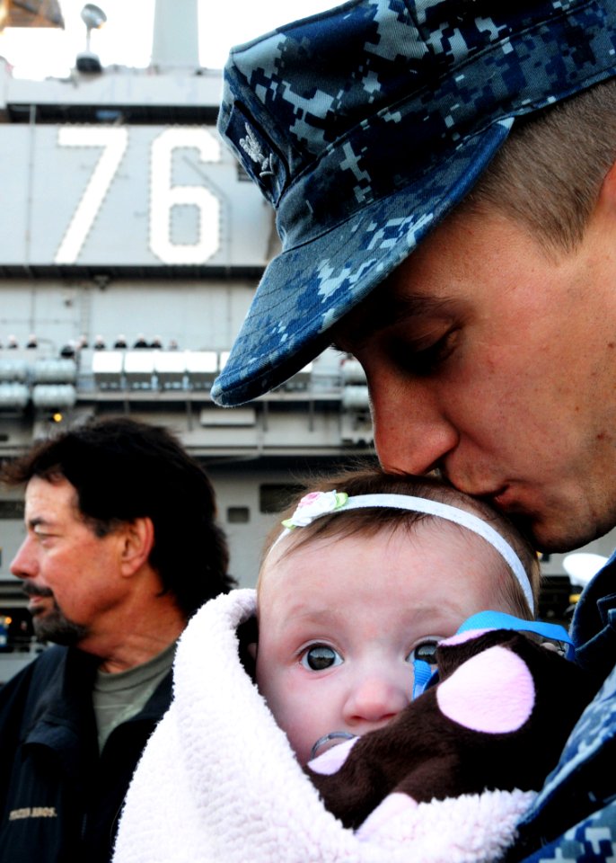 US Navy 110202-N-3178C-089 Aviation Boatswain's Mate (Handling) 3rd Class Daniel Rawson, assigned to the aircraft carrier USS Ronald Reagan (CVN 76