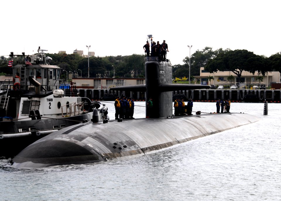 US Navy 110210-N-UK333-024 USS Oklahoma City (SSN 723) arrives at Joint Base Pearl Harbor-Hickam for a port visit while en route to Agana, Guam
