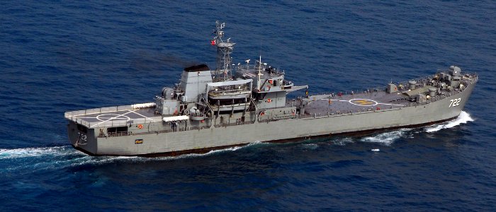 US Navy 110214-N-8607R-367 The Royal Thai navy medium landing ship HTMS Surin (LST 722) is underway in the Gulf of Thailand