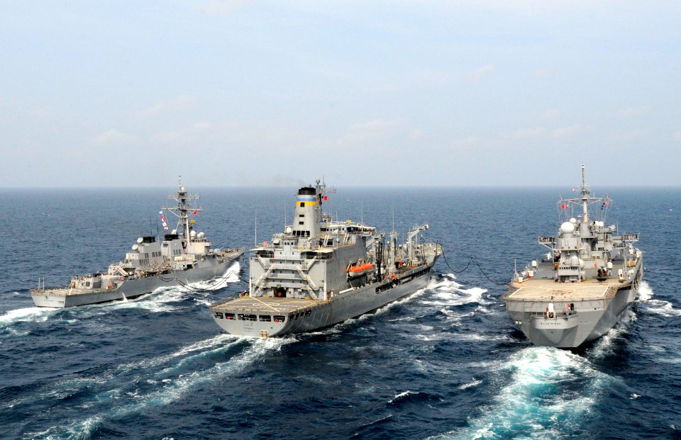 US Navy 110218-N-9094S-427 USS Blue Ridge (LCC-19), USNS Tippecanoe (T-AO-199), and USS Stethem (DDG-63) during underway replenishment