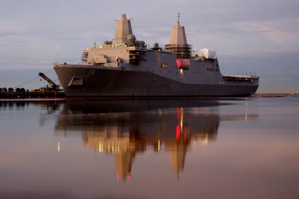 US Navy 110215-N-ZC343-025 USS New Orleans (LPD 18) is moored at Naval Base San Diego