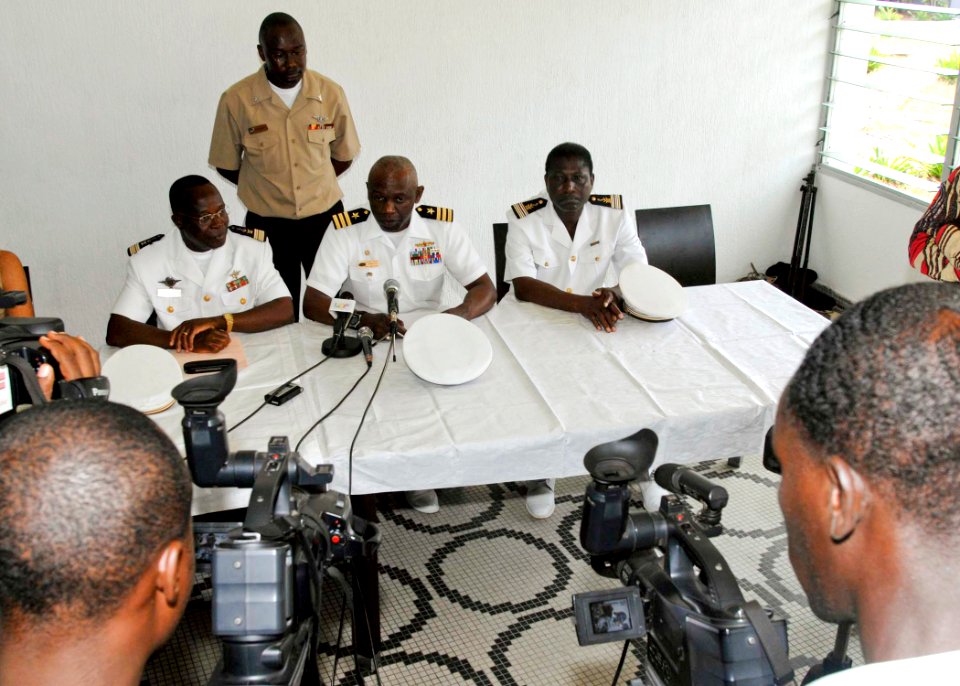 US Navy 110214-N-HI707-645 Cmdr. Darryl Brown speaks to media during the graduation ceremony of the first African Partnership Station (APS) West 20
