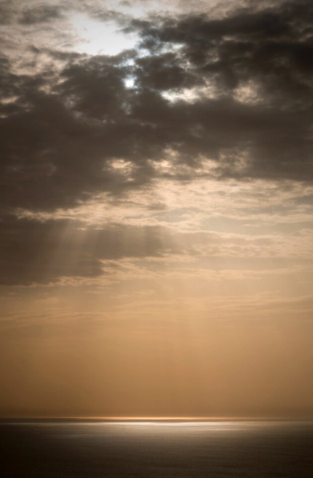 Sun rays heavenly ocean