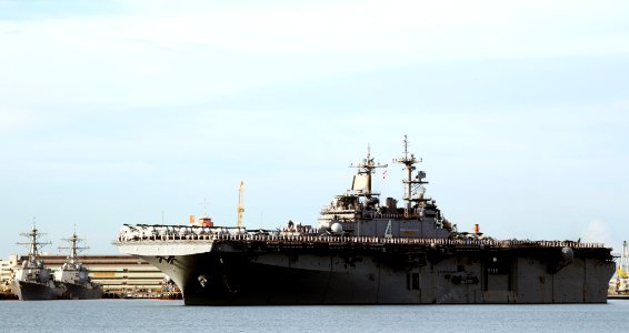 US Navy 110301-N-WP746-559 The amphibious assault ship USS Boxer (LHD 4), arrives at Joint Base Pearl Harbor-Hickam for a port visit photo
