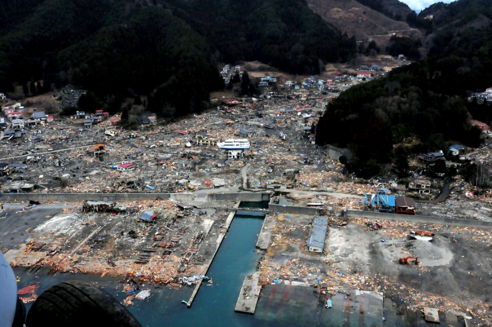 US Navy 110315-N-5503T-311 An aerial view of damage to Wakuya, Japan after a 9.0 magnitude earthquake and subsequent tsunami devastated the area in