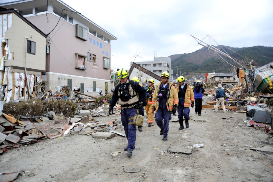 US Navy 110315-N-2653B-192 Members of Virginia Task Force 1 from the Fairfax County Fire and Rescue Department search for survivors in Ofunato, Jap