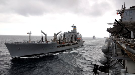 US Navy 110317-N-ZS026-011 The Military Sealift Command fleet replenishment oiler USNS Rappahannock (T-AO 204)