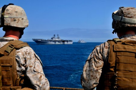 US Navy 110409-N-AG285-351 Marines assigned to the 22nd Marine Expeditionary Unit (22nd MEU) embarked aboard the amphibious dock landing ship USS W