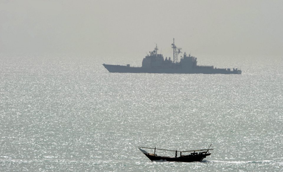 US Navy 110416-N-0569K-019 The Ticonderoga-class guided-missile cruiser USS Leyte Gulf (CG 55) transits the Arabian Gulf after a port visit photo