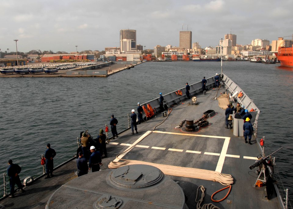 US Navy 110420-N-HI707-027 The guided-missile frigate USS Robert G. Bradley (FFG 49) arrives in Dakar, Senegal, for a port visit as part of Africa