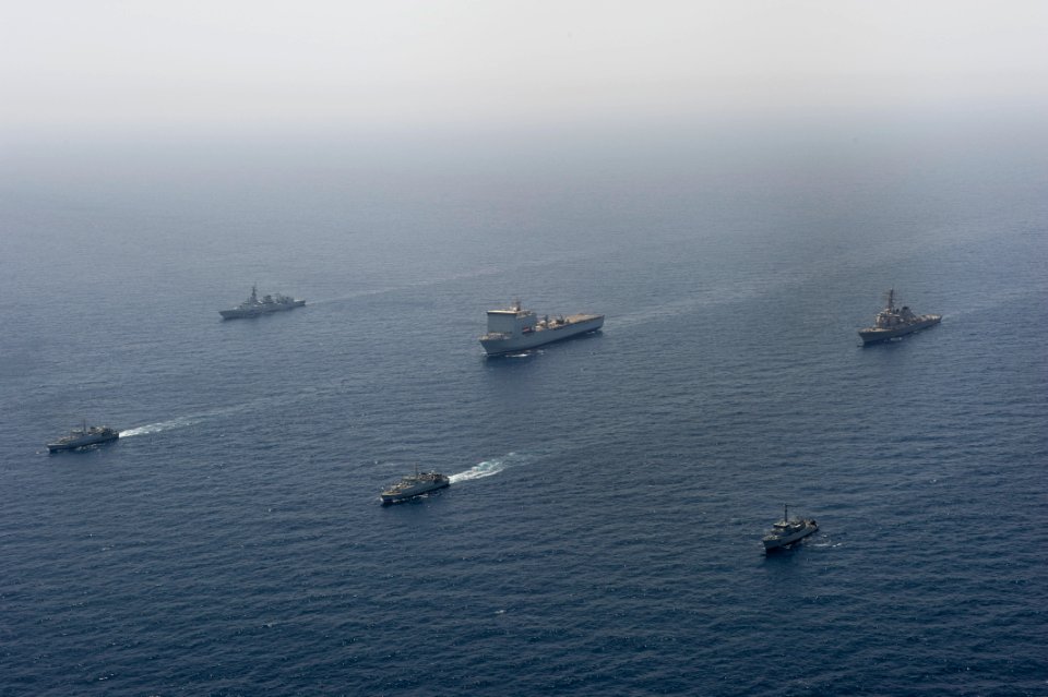 US Navy 110424-N-YX920-343 Ships from Britain, France, Pakistan and the U.S. steam in formation at the conclusion of Arabian Gauntlet 2011