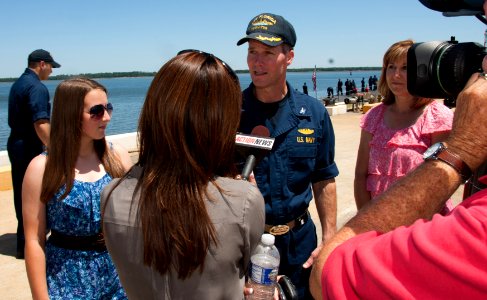 US Navy 110429-N-FG395-091 Capt. Thomas Calabrese, commanding officer of the Gold crew of the Ohio-class guided-missile submarine USS Florida (SSGN