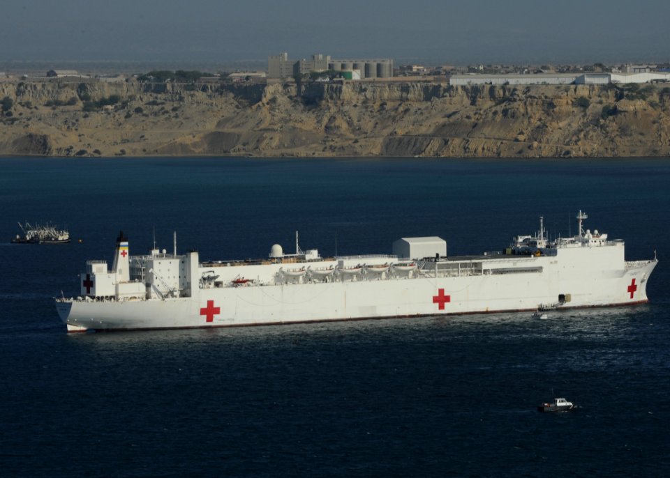 US Navy 110430-N-NY820-236 The Military Sealift Command hospital ship USNS Comfort (T-AH 20) is anchored off Paita, Peru during a Continuing Promis