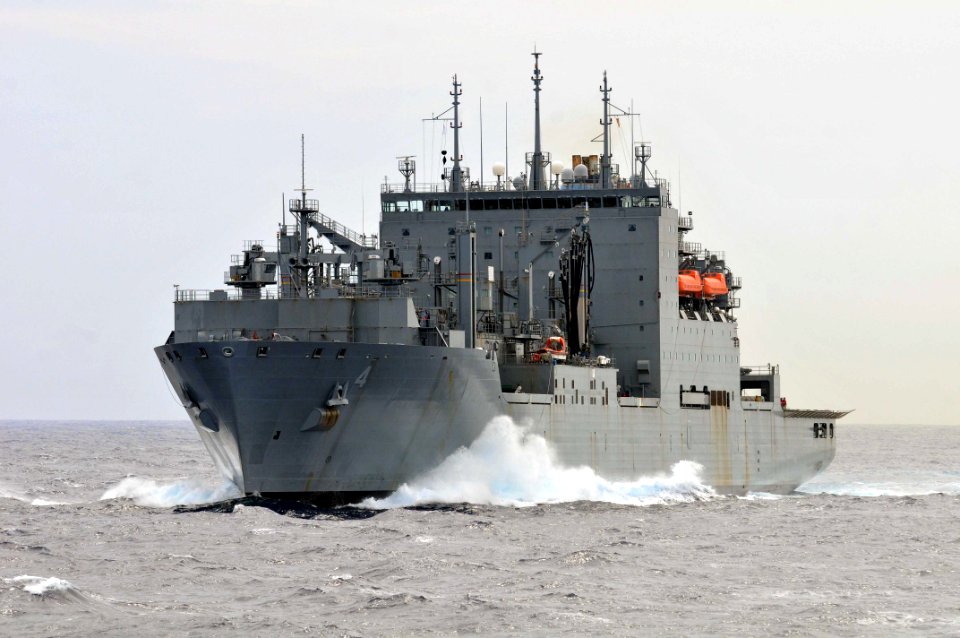 US Navy 110506-N-1004S-381 The Military Sealift Command dry cargo and ammunition ship USNS Richard E. Byrd (T-AKE 4)