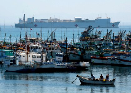 US Navy 110506-N-NY820-165 The Military Sealift Command hospital ship USNS Comfort (T-AH 20) is anchored in the fishing town of Paita, Peru