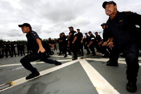 US Navy 110507-N-YM863-044 New Zealand sailors perform the Haka in honor of DESRON 23) aboard HMNZS Canterbury (L 421)