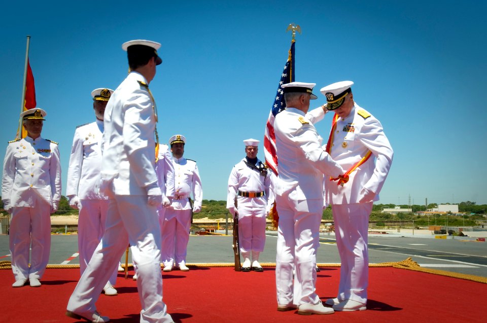 US Navy 110524-N-ZB612-285 Chief of Naval Operations (CNO) Adm. Gary Roughead receives the Spanish Grand Cross of Merit