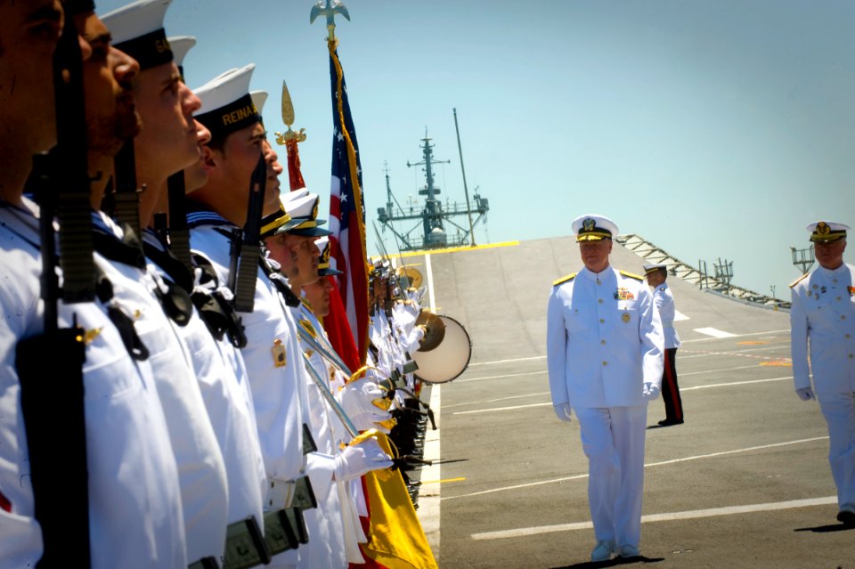 US Navy 110524-N-ZB612-258 Chief of Naval Operations (CNO) Adm. Gary Roughead inspects the troops during an award ceremony