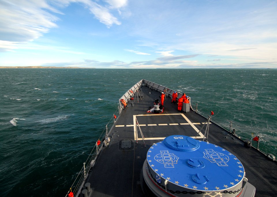 US Navy 110520-N-ZI300-014 Sailors aboard the guided-missile frigate USS Boone (FFG 28) stand ready to drop anchor before arriving in Punta Arenas
