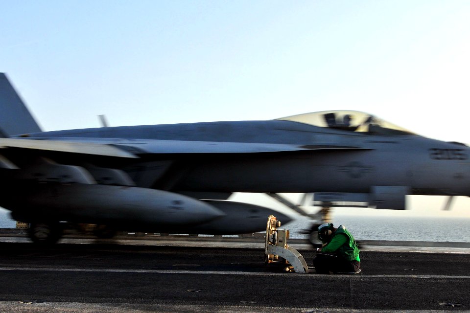 US Navy 110520-N-1004S-653 An F-A-18E Super Hornet assigned to the Argonauts of Strike Fighter Squadron (VFA) 147 catapults from the aircraft carri