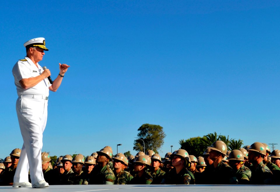 US Navy 110524-N-ZB612-122 Chief of Naval Operations (CNO) Adm. Gary Roughead speaks with Seabees during an all-hands call at Naval Station Rota