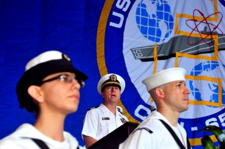 US Navy 110527-N-CH661-013 Cmdr. John B. Owen, command chaplain of the aircraft carrier USS Enterprise (CVN 65), delivers remarks during a Memorial
