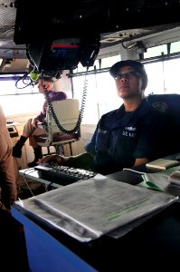 US Navy 110531-N-DM338-056 Sailors aboard the guided-missile frigate USS Boone (FFG 28) man the rails while arriving in Puerto Montt, Chile