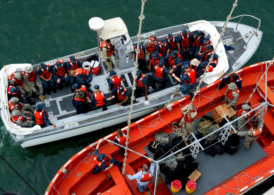 US Navy 110602-N-RM525-063 Civil service mariners from the Military Sealift Command hospital ship USNS Comfort (T-AH 20)
