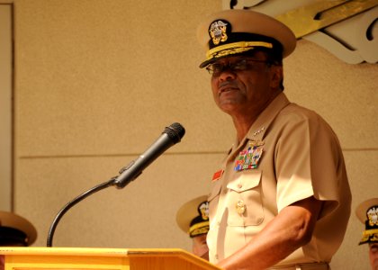 US Navy 110603-N-DI719-081 Vice Adm. D.C. Curtis speaks during a change of command ceremony photo