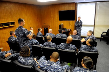 US Navy 110606-N-AD372-012 Master Chief Petty Officer of the Navy (MCPON) Rick D. West takes questions from Chief Builder Charles Reed during an al