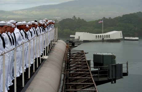US Navy 110607-N-DR144-761 Sailors aboard USS Carl Vinson (CVN 70) render honors to the USS Arizona Memorial as the ship arrives in Pearl Harbor