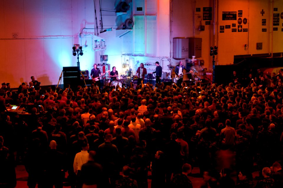 US Navy 110609-N-BT887-856 Jon Foreman performs aboard USS John C. Stennis (CVN 74)