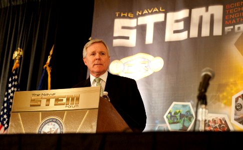 US Navy 110615-N-PO203-304 Secretary of the Navy (SECNAV) the Honorable Ray Mabus presents the Department of the Navy science, technology, engineer